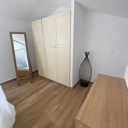 A Casa Di Leia * בורגו